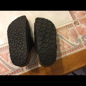 Birkenstock Shoes - Birkenstock Arizona Black size 36 narrow Birkenstock Shoes - Birkenstock Arizona Black size 36 narrow